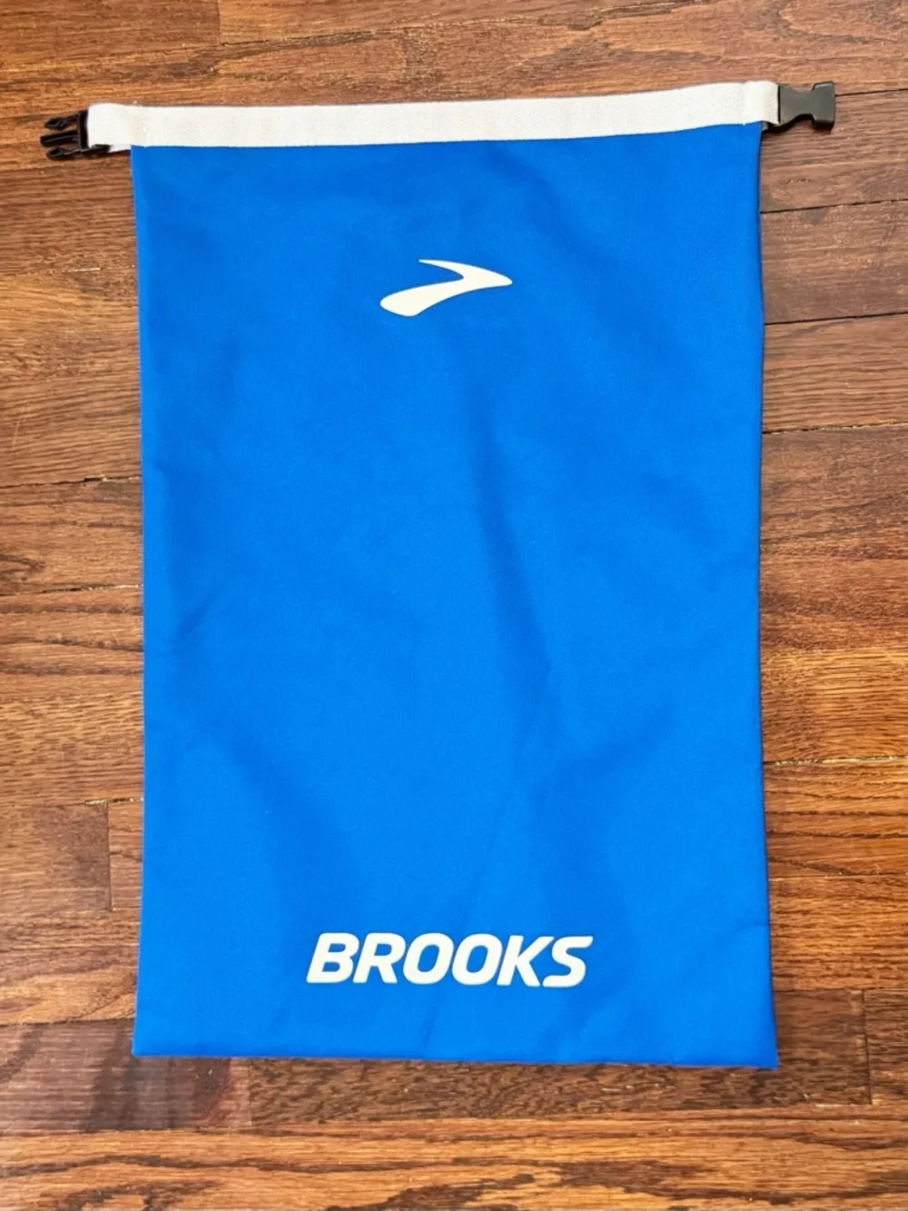 Brooks Bag 3 for 15 SALE CLEARANCE Sturdy Shoe Bag - Picture 1 of 5